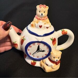TEA- NEE‎ TEDDY TEA POT COLLECTION:  "TEA TIME" CLOCK TEA POT